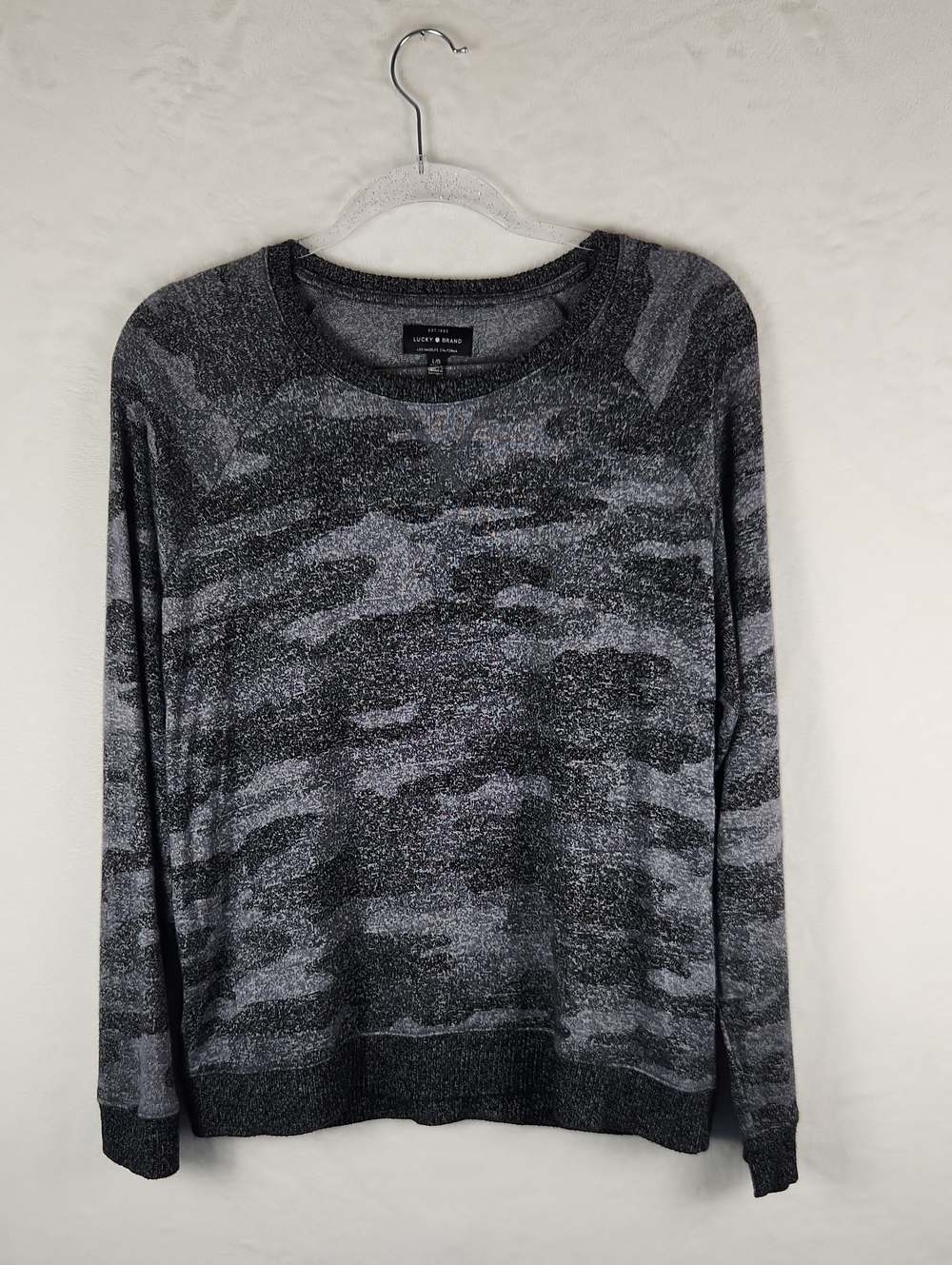 Lucky‎ Brand Gray Camo Sweatshirt Women's Large Hacci Camo Crew